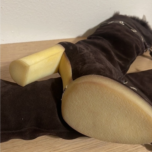 Gucci💥ON BIG TREND in 24💥❗️RARE Gorg Design Shearling Mink Tall Brown EUC size 8 - Picture 9 of 16